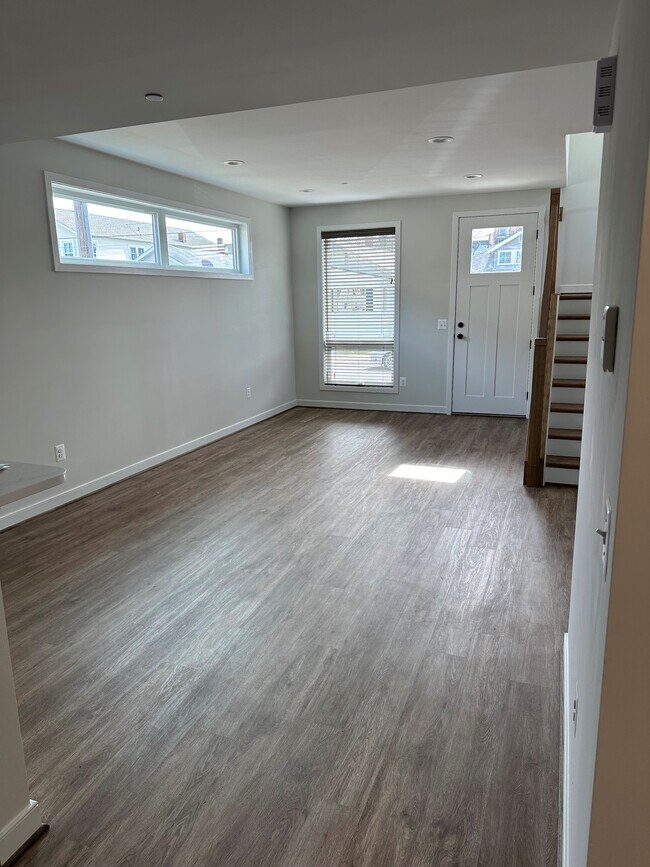 265 4th Ave, Quantico, VA 22134 Apartments in Quantico, VA