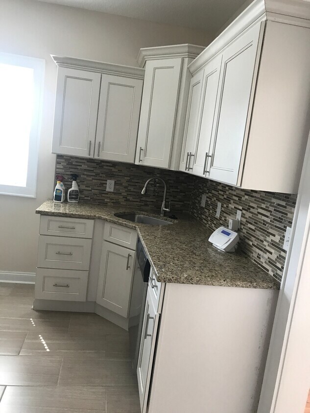Foto principal - 403 8th Ave
