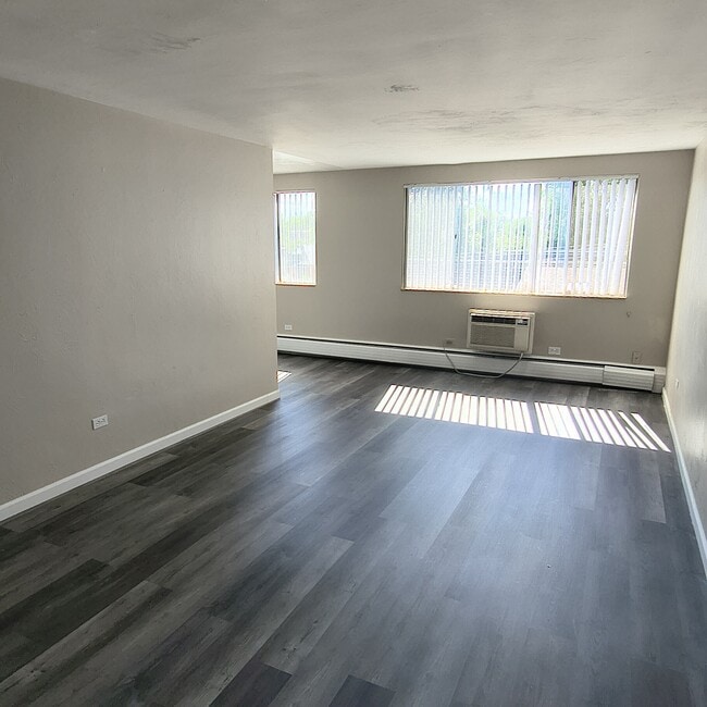 Building Photo - Briarwood Apartment Homes
