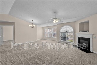 Building Photo - 6117 Hedgecock Cir