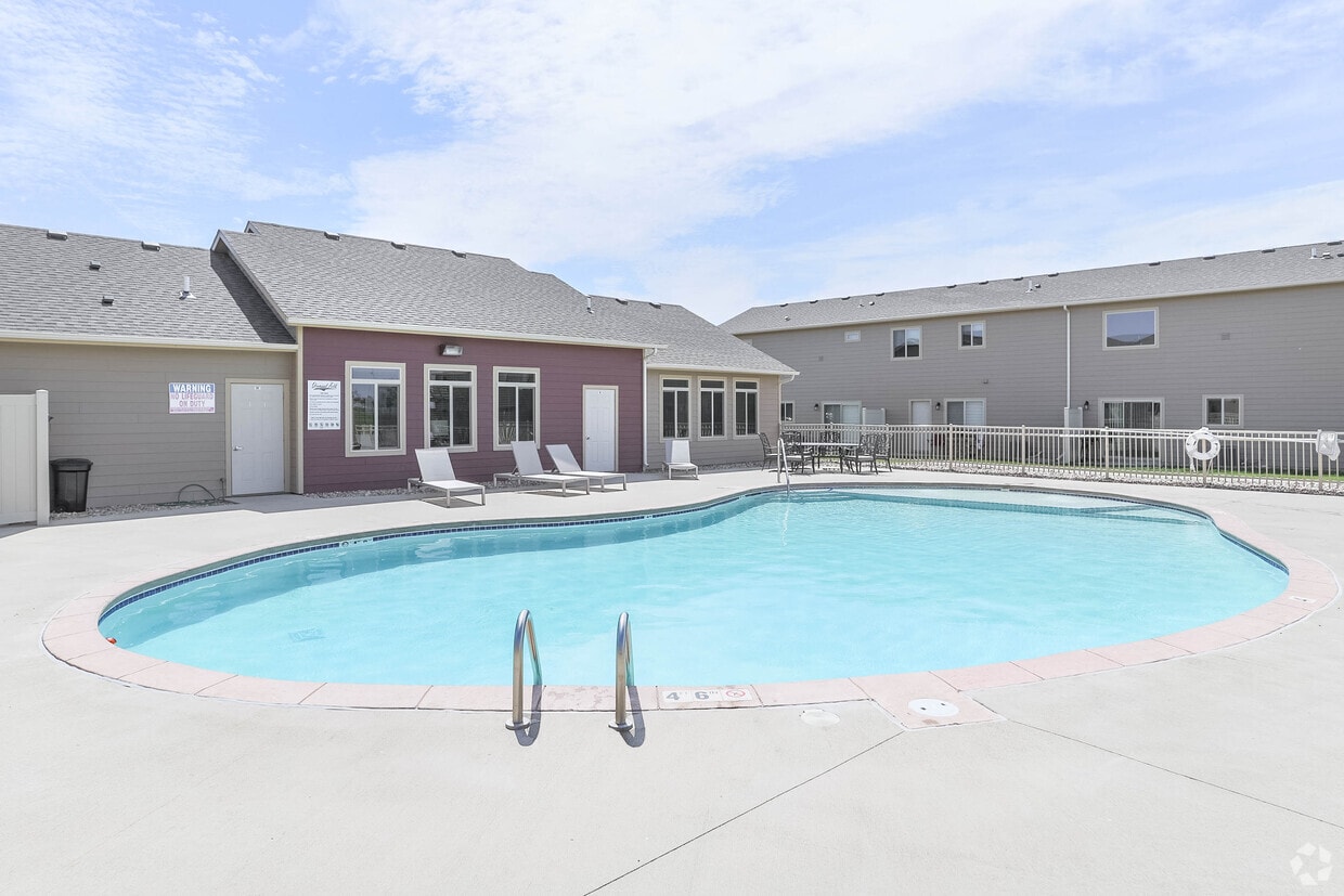 Diamond Field 4003 S Grand Slam Pl Sioux Falls, SD Apartments for