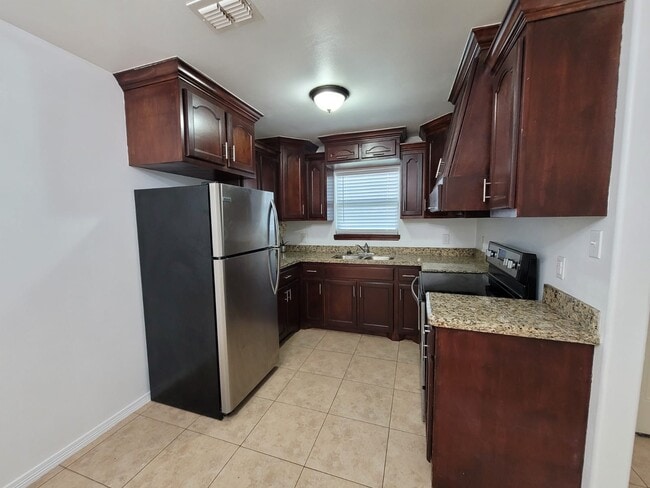 Foto del edificio - 139 Kleberg Ave