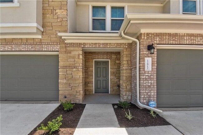 Foto del edificio - 12912 Leatherback Ln