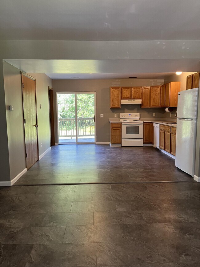 Building Photo - 401 Briden