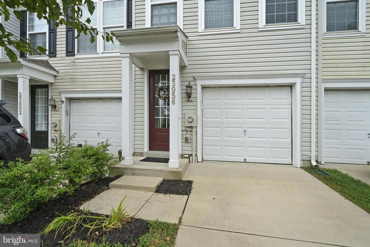 23056 Foxglove Way, California, MD 20619 Townhome Rentals in
