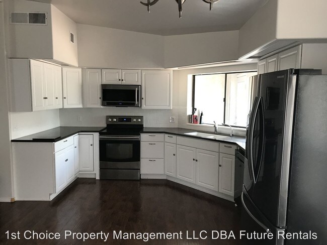 Building Photo - 2 br, 2 bath House - 565 Laborcita Canyon Rd