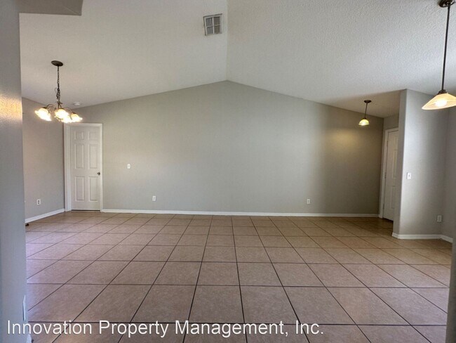 Building Photo - 4 br, 2 bath House - 421 Magpie Court