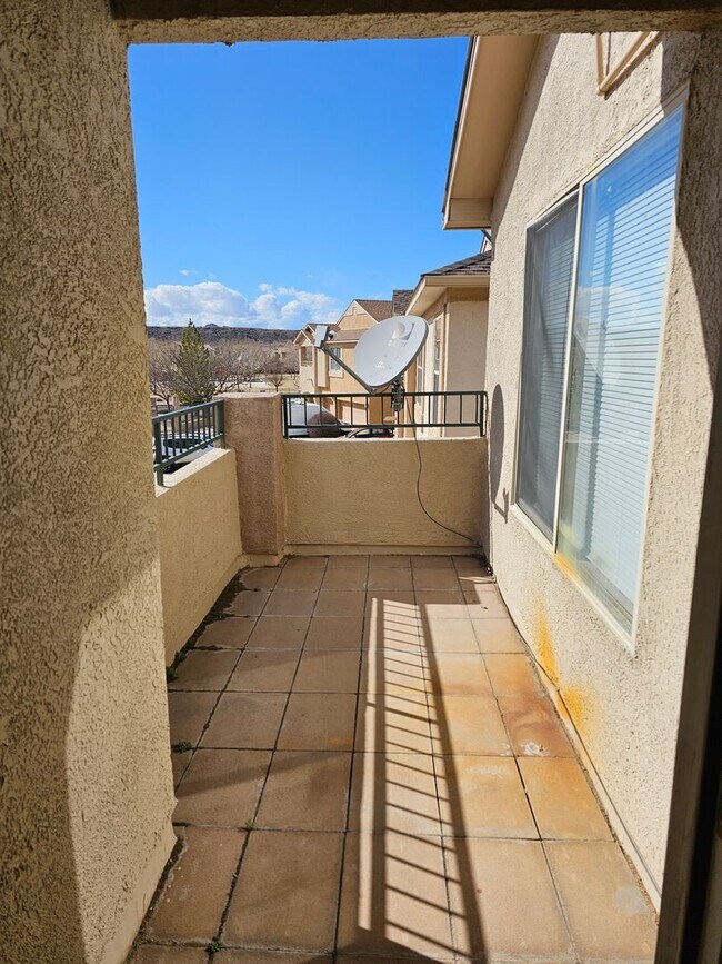 5705 Valle Alegre Pl NW, Albuquerque, NM 87120 House Rental in