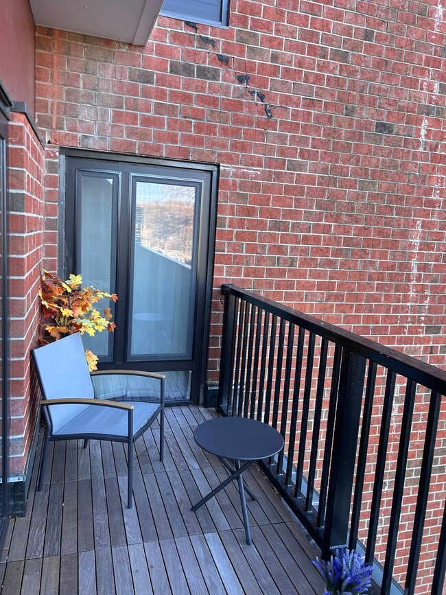 Building Photo - 133 Salem St