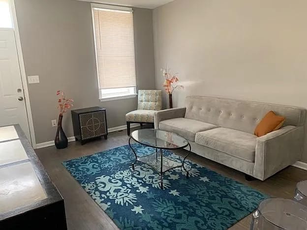 Foto del edificio - 701 N Madeira St