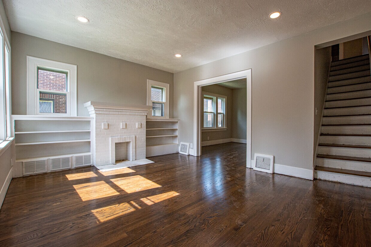 Primary Photo - 110 N 38th St