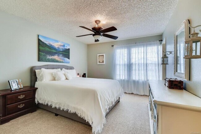 Foto del edificio - 5530 E 130th Dr