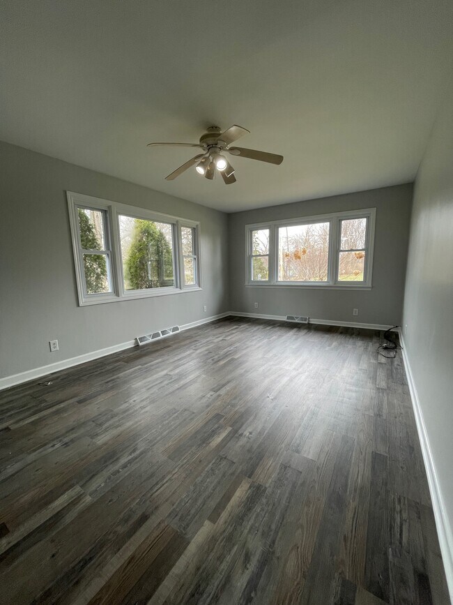 Foto del edificio - 11314 N E Wawasee Dr