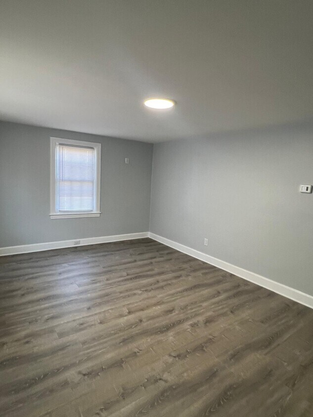 318 Phenix Ave, Cranston, RI 02920 House Rental in Cranston, RI