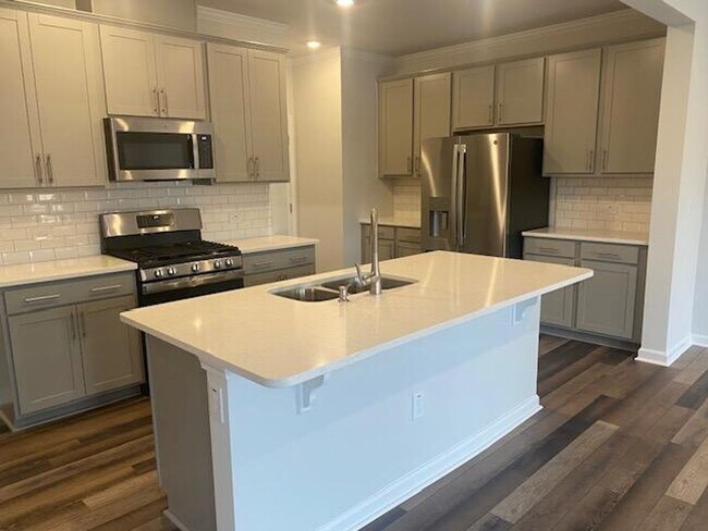 Foto del edificio - 5041 Arkose Dr