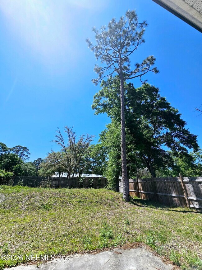 Foto del edificio - 12716 Deeder Ln