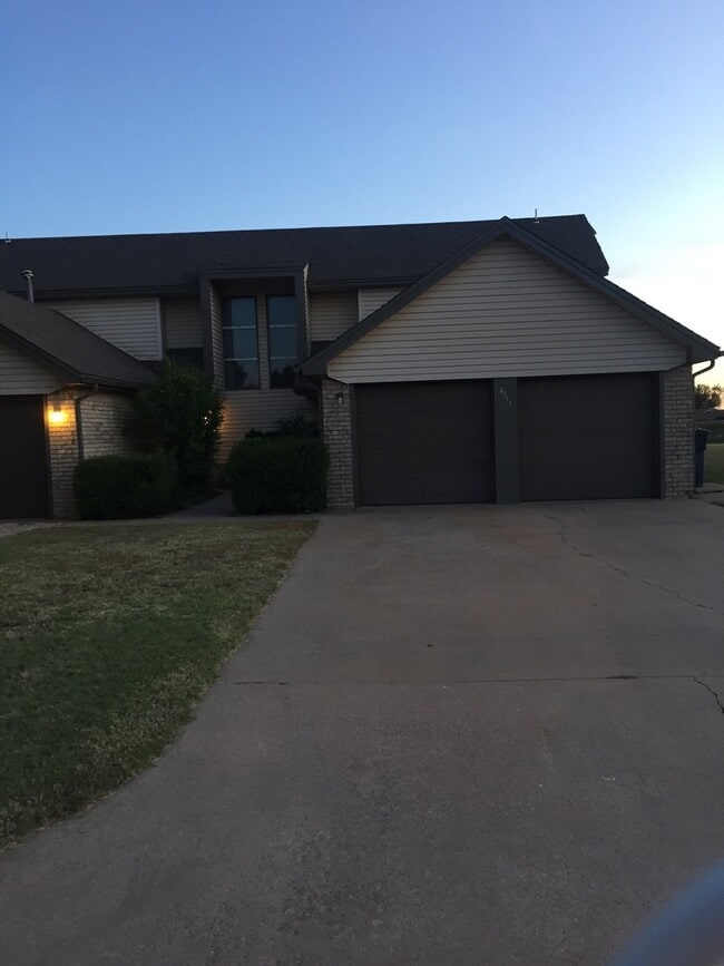 Building Photo - 4511 Spring Ridge Rd