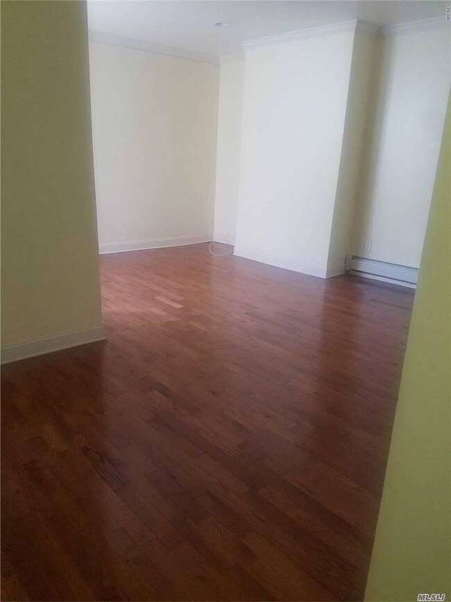 Building Photo - 223 Van Siclen Ave