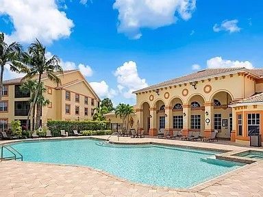 Foto del edificio - 7905 Preserve Cir