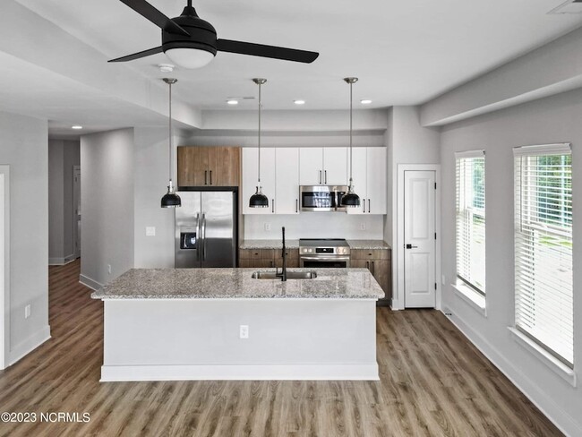 Building Photo - 4711 Azalea Landing Dr