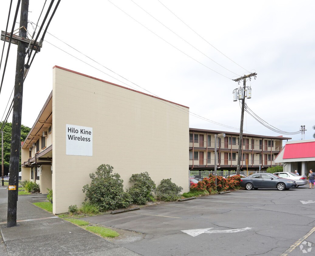 Primary Photo - 963 Kilauea Ave