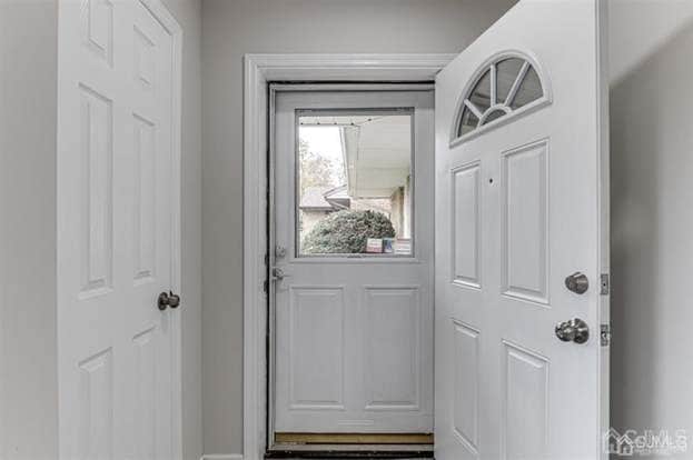 Building Photo - 19 Melville Rd