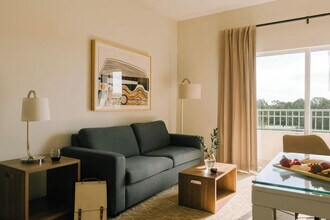 Building Photo - 7415 Universal Blvd