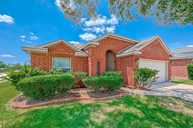 Foto del edificio - 758 Brushy Glen Dr