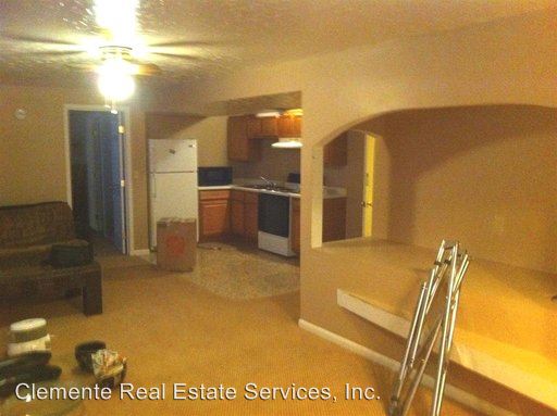 Building Photo - 1438 Chesham Cir