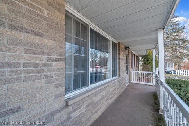 Foto del edificio - 1102 Davenport Dr