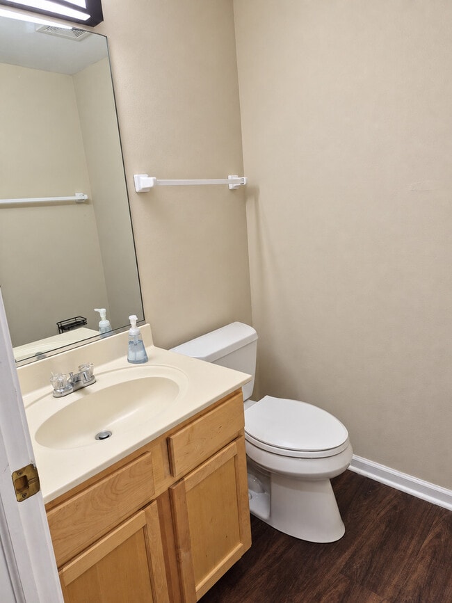 Building Photo - 1802 Whirlaway Ct