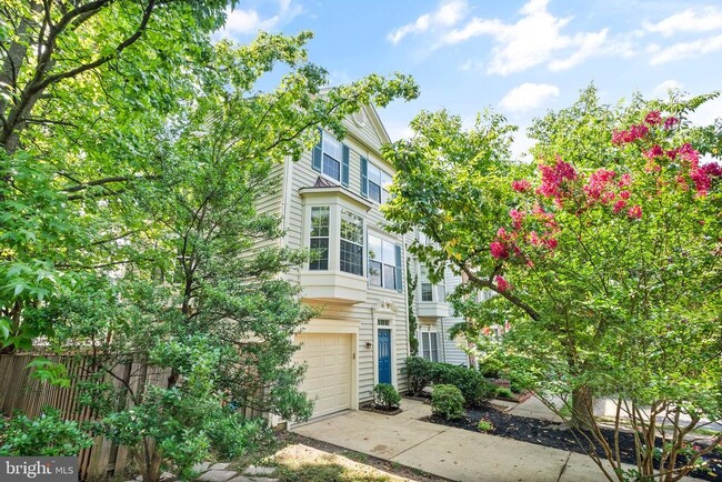 Building Photo - 1195 Cypress Tree Pl