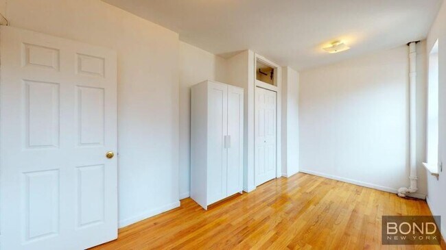 Foto del edificio - 3 bedroom in Manhattan NY 10003