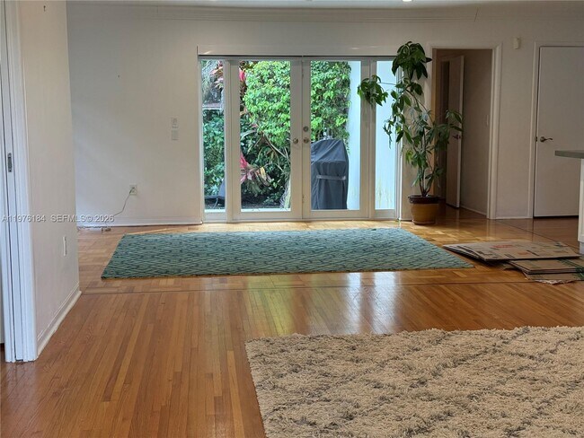 Foto del edificio - 1428 Ortega Ave