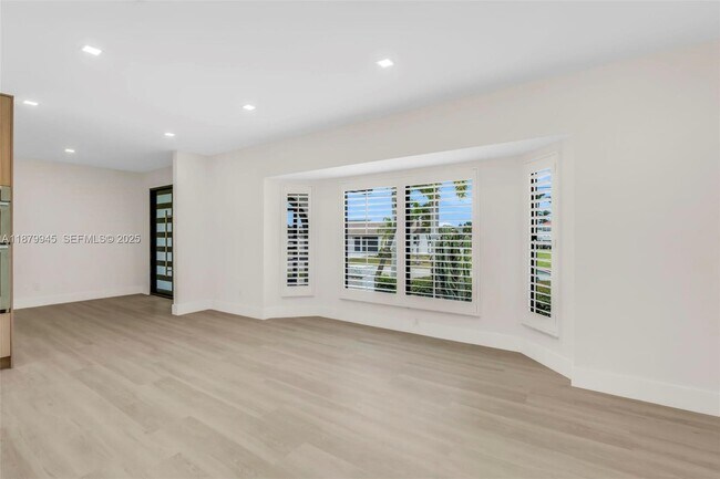 Foto del edificio - 105 Sinclair St SE