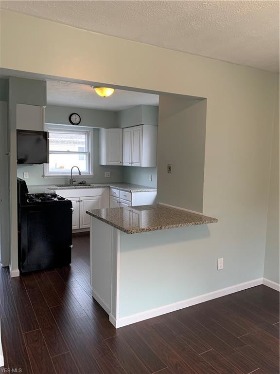 Foto del edificio - 20561 Stanford Ave