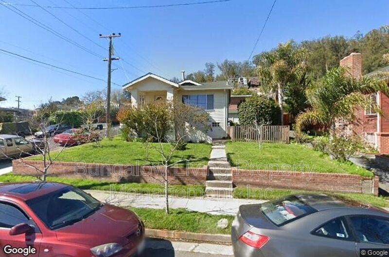 Primary Photo - 650 Adams St
