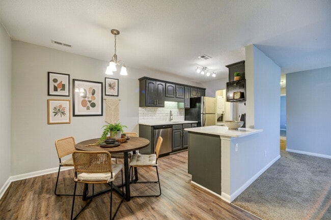 Building Photo - Triangle Park Apartments