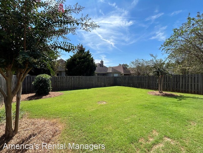 Building Photo - 3 br, 2 bath House - 103 Holland Trail