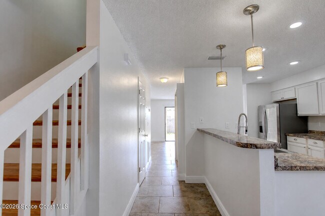 Foto del edificio - 283 E Towne Pl