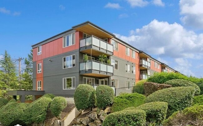Building Photo - 7001 Sand Point Way NE