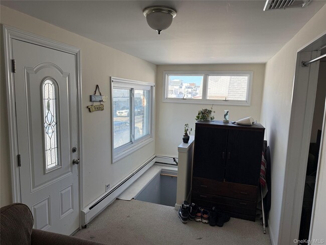 Foto del edificio - 72 Minnesota Ave