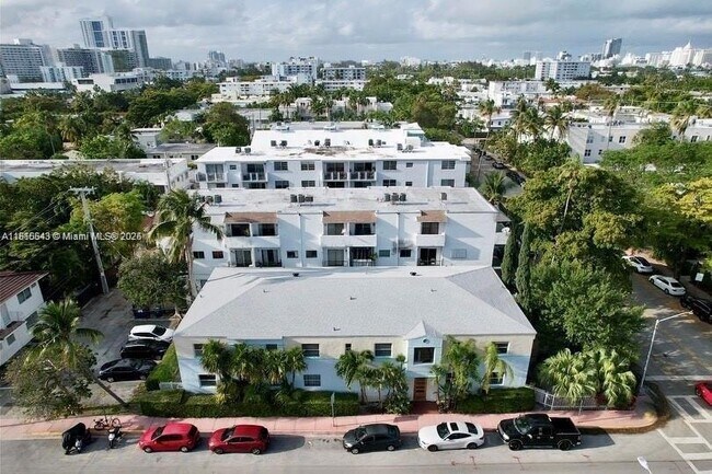 Foto del edificio - 1001 7th St