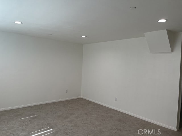 Building Photo - 1140 Deseret Ave