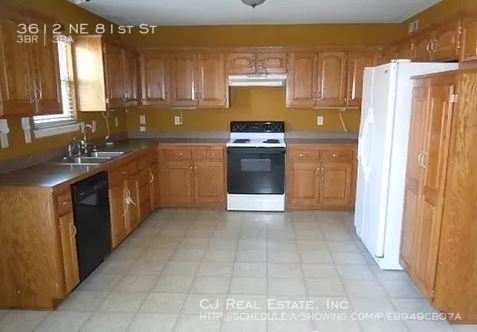 Foto del edificio - 3612 NE 81st St