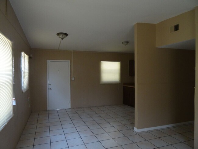 Foto del edificio - 3 Bed Home for Rent!