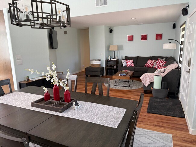 Foto del edificio - 69837 Wakefield Rd