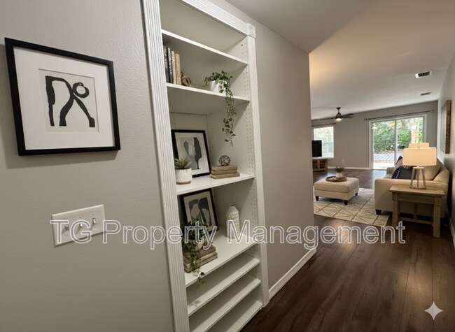 Foto del edificio - 942 Wynfield Cir