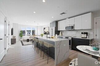 Building Photo - 26 2nd St