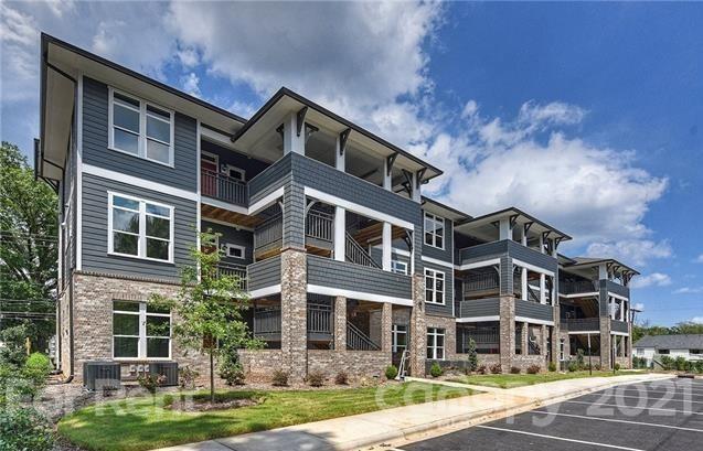Foto principal - 935 McAlway Rd